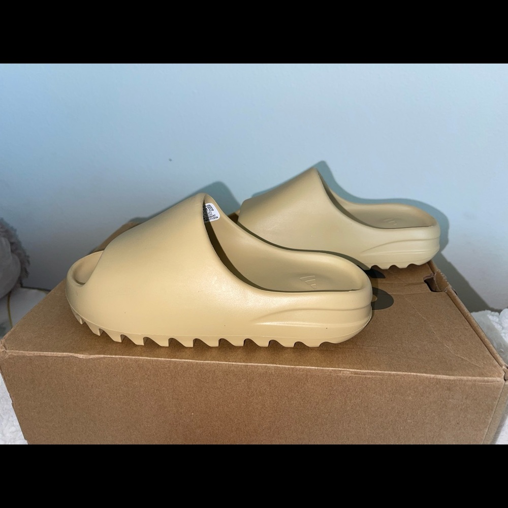 Adidas YEEZY slide Desert Sand